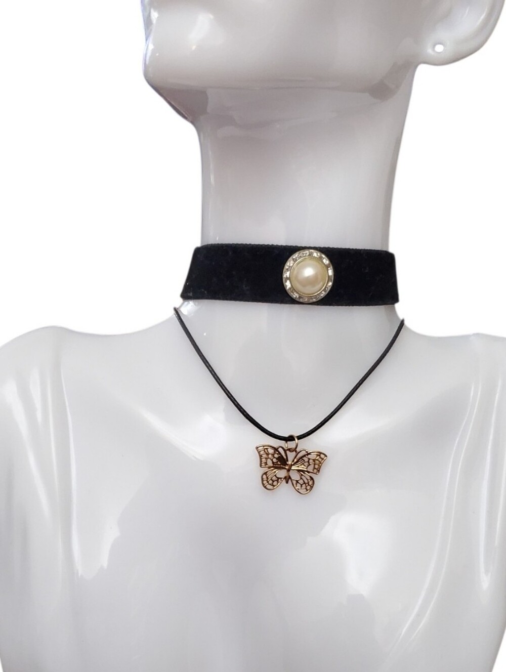 Vtg. Single Faux Pearl & Butterfly Choker Necklaces